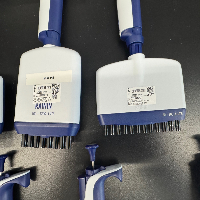 Rainin Pipet-lite XLS MultiChannel Pipettes - Quantity 9 image 3